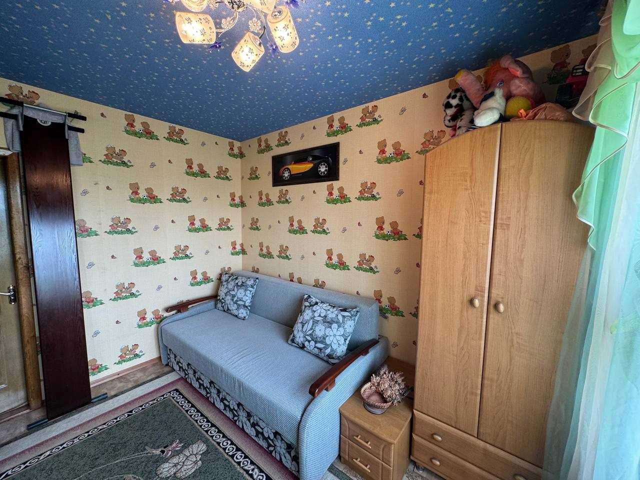 ПРОДАЖА 3-х комнатной квартиры БЕЛЯЕВА, 111 (м-н "Лазурный")