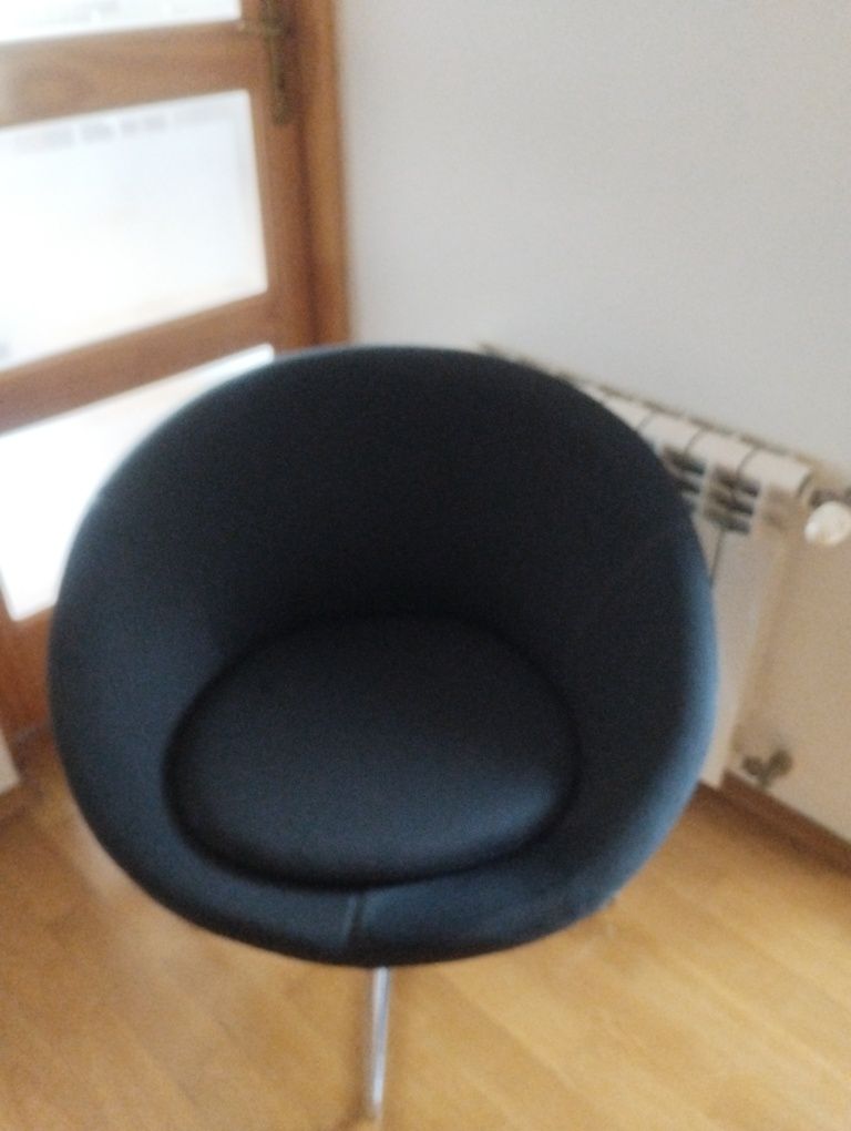 Fotel bardzo fajny wym około 80x80cm