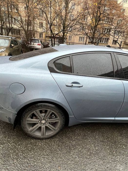 Продам терміново jaguar XF 3,0 148к пробігу