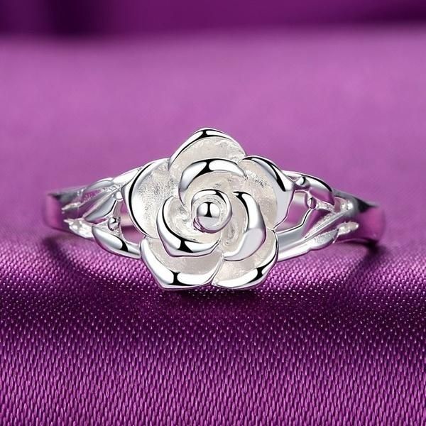 Кольцо серебро Цветок размер 16 16.5 18