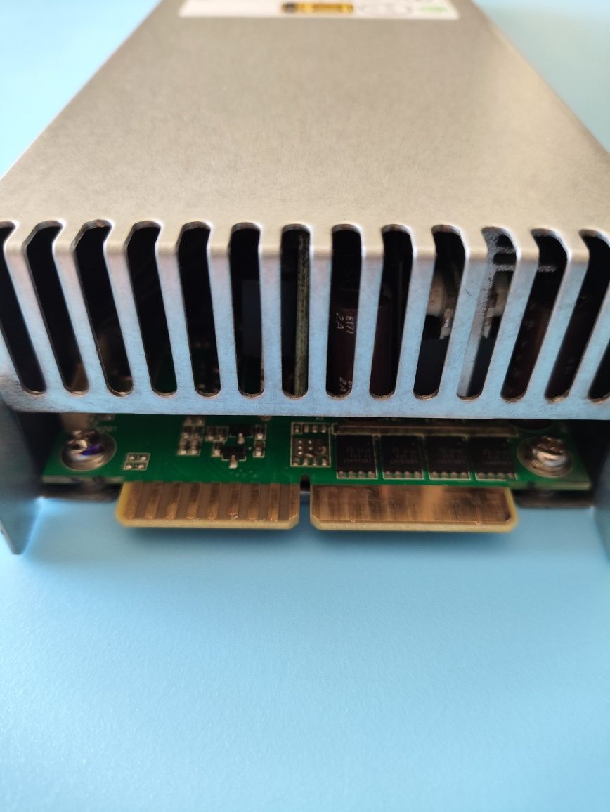 Fonte Alimentação servidor Supermicro PWS-721P-1R