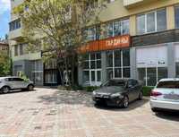 Продам встроенное нежилое торговое помещение в центре Донецка.
