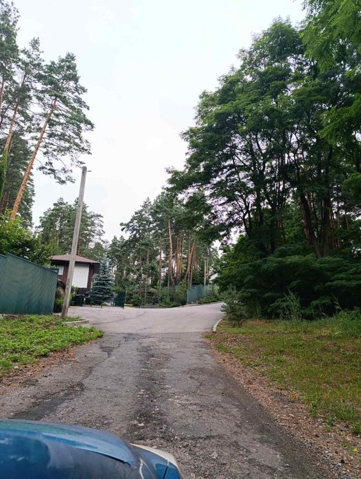 Зімельна ділянка 30 сот. с. Іванковичи під забудову