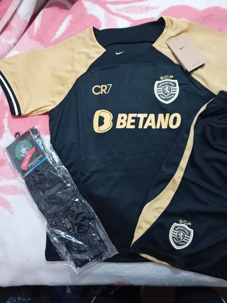 Equipamento criança sporting