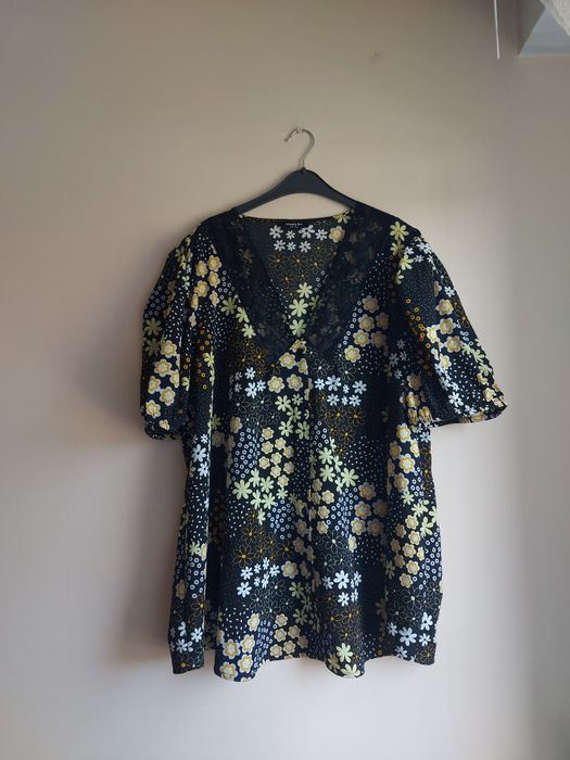 Damska lekka bluzka wzór kwiatowy z koronką wiosna lato rozmiar 48 4XL