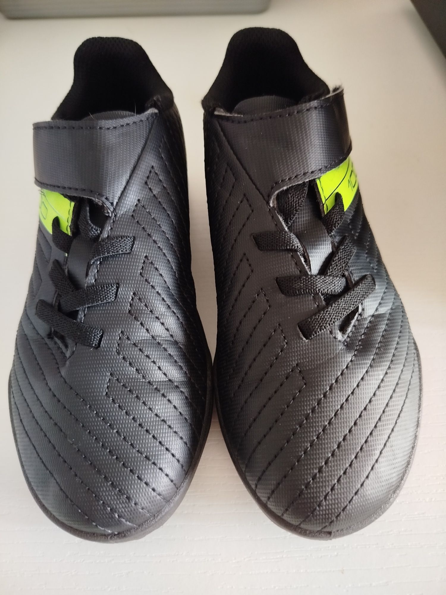 Chuteiras Kipsa Turf 30