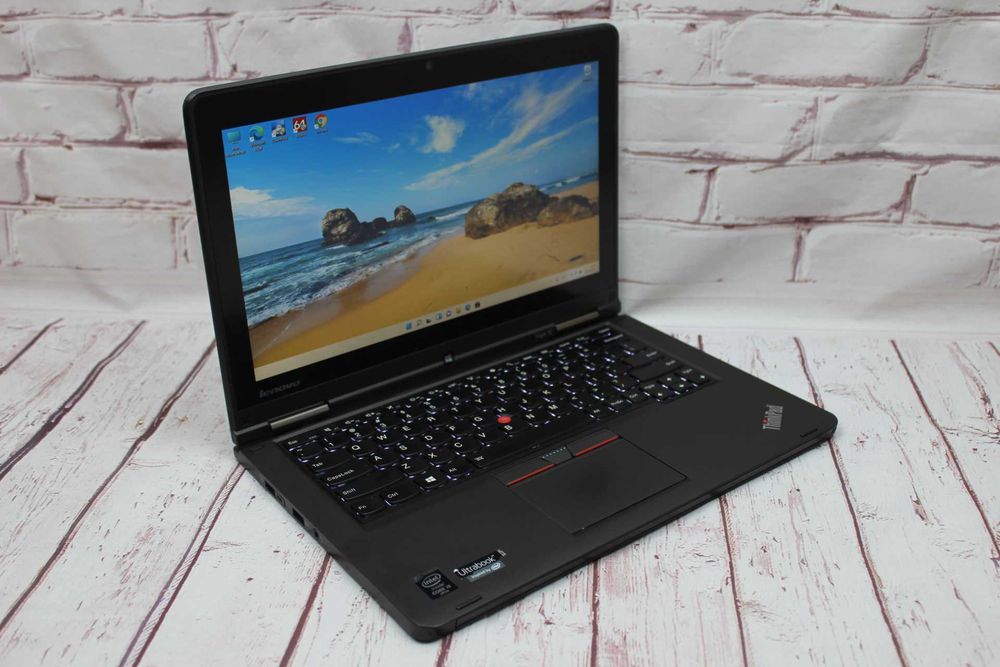 Сенсорний ноутбук трансформер Lenovo / i7 / 8 gb / SSD / IPS / FullHD