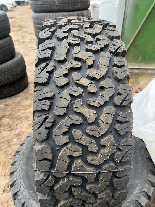 Продам шини Radburg ALL TERRAIN 235/60 R18 103T
