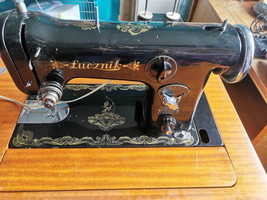Maszyna do szycia Łucznik