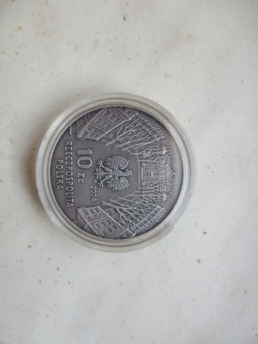 Srebrna moneta 100lecie Akademii Sztuk Pięknych 2004 rok