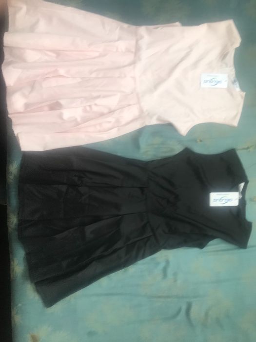 Vendo dois vestidos novos