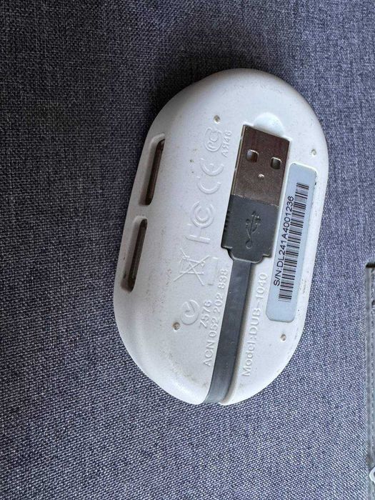 Продам D-LINK DUB-1040 на 4-Port белый