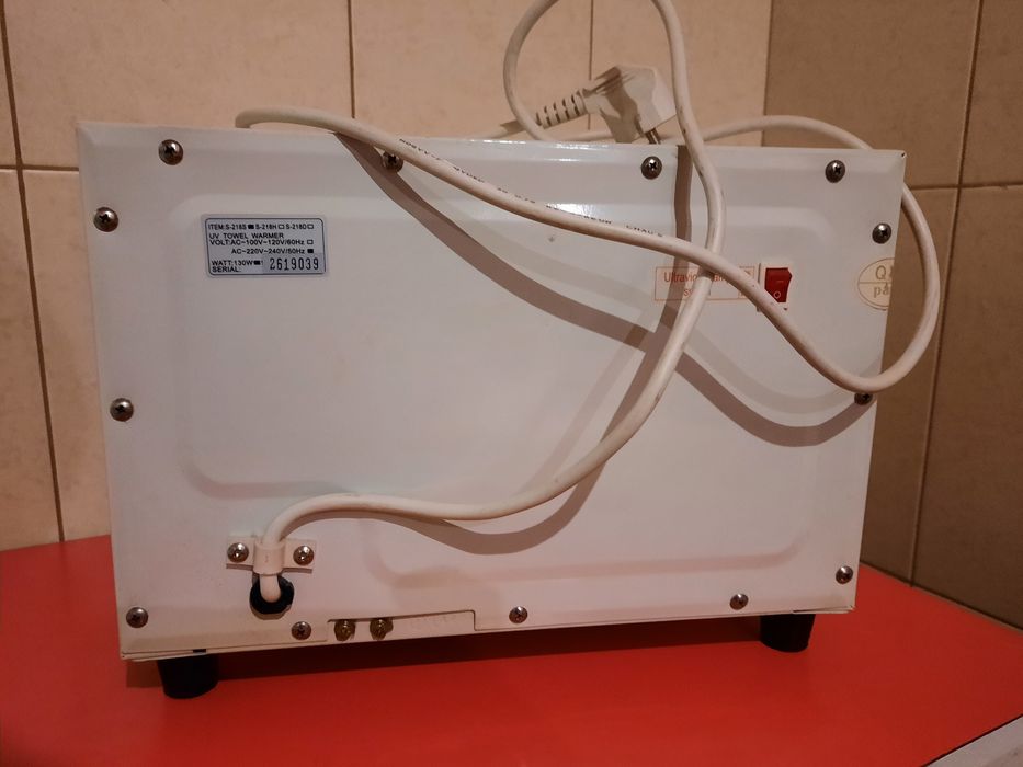 Подогреватель полотенец стерилизатор