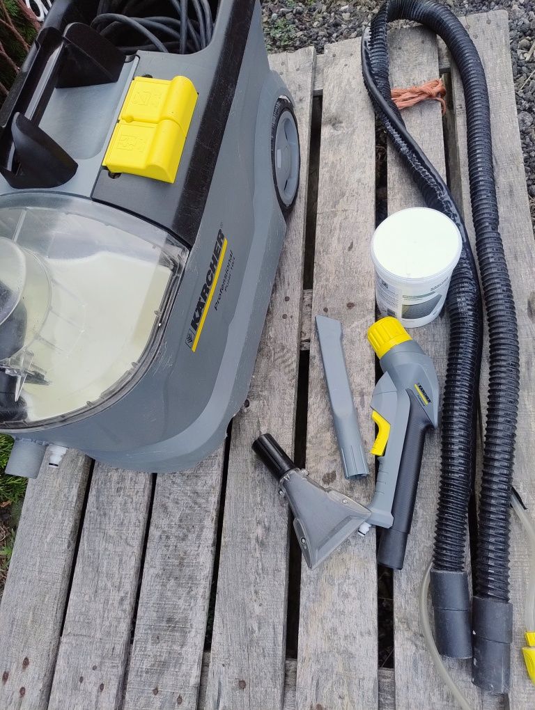 Karcher puzzi 10/1 plus proszek RM 760