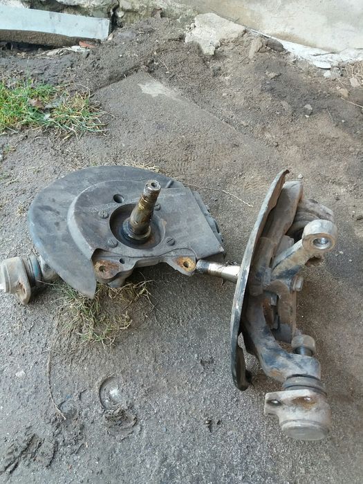 ступиці для воза або прицепа