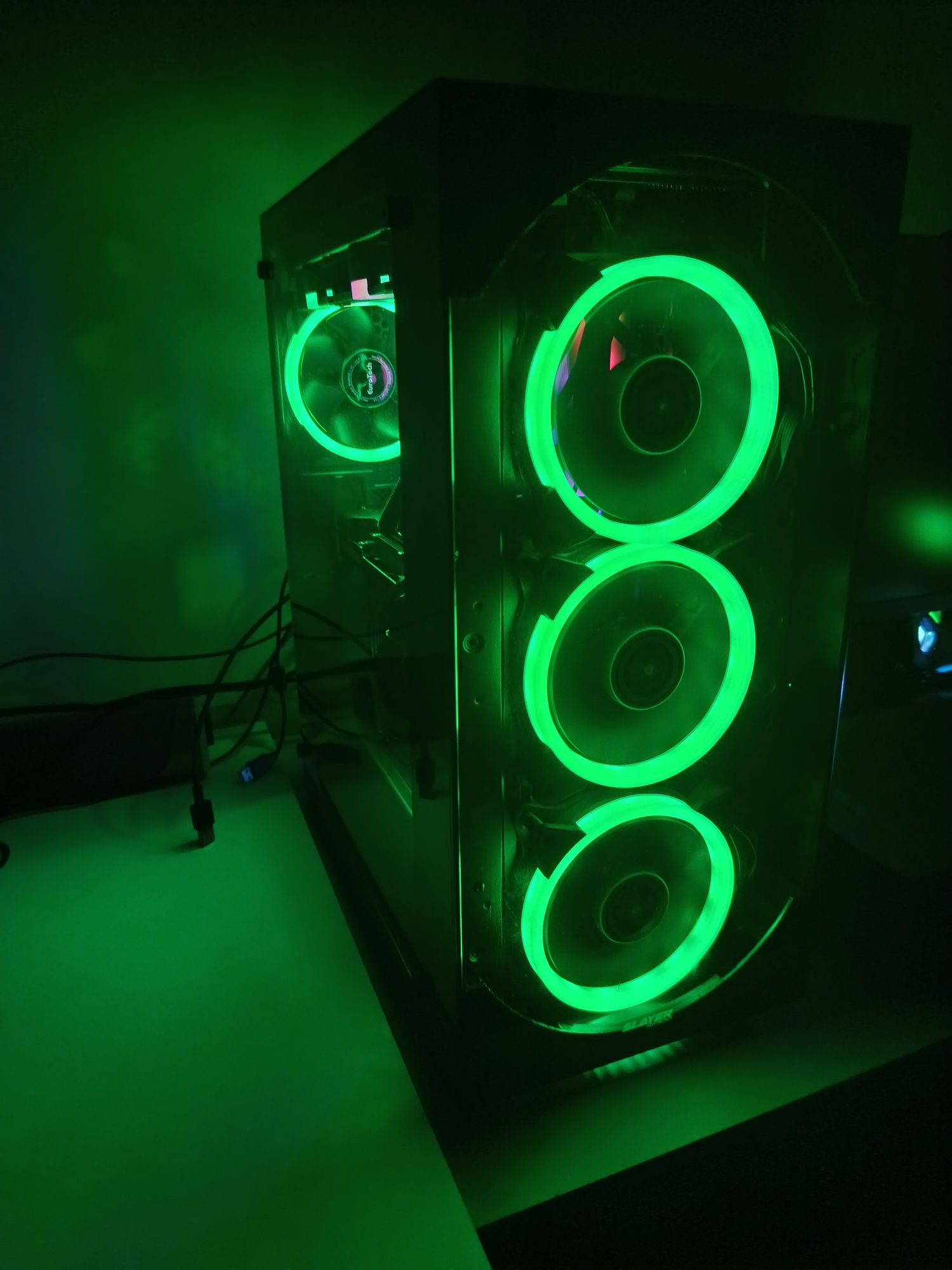 Torre Gaming i7 10700k com SSD e Gráfica potente
