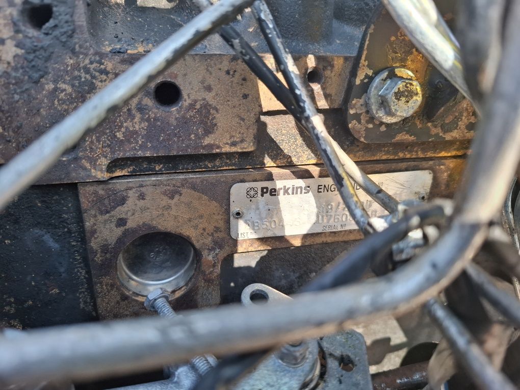 Silnik perkins 1004 ab 4cyl turbo jcb cat obudowa filtra paliwa