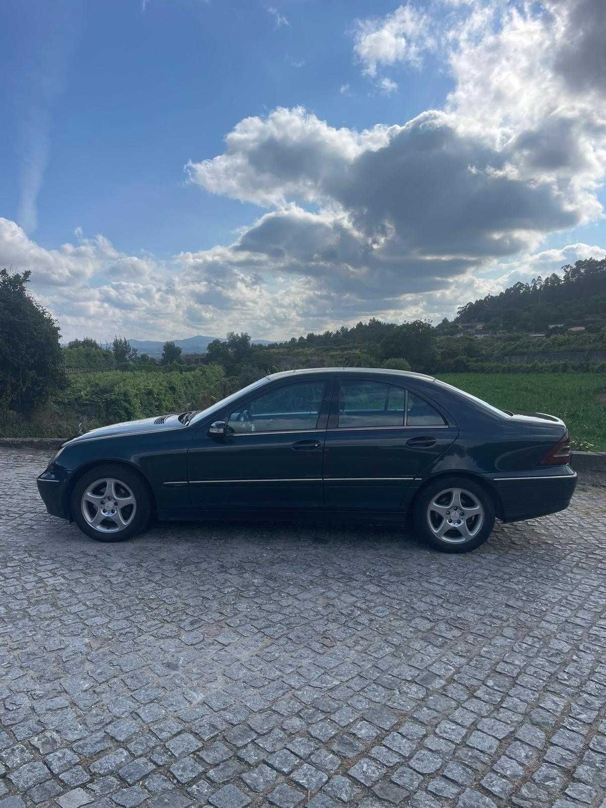 Mercedes-Benz C 220 CDI - Sedan Avantgarde