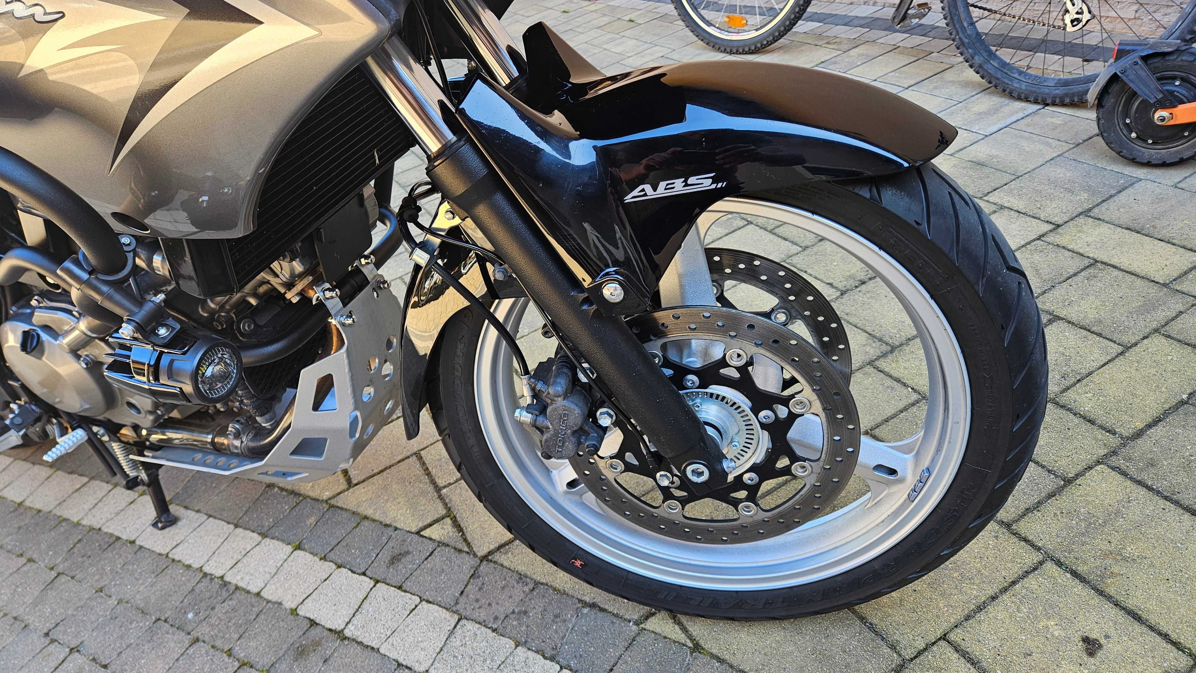 V-strom DL 650 - 2009r ABS
