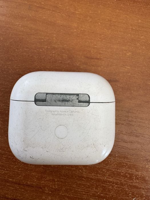 Кейс для навушників airpoods