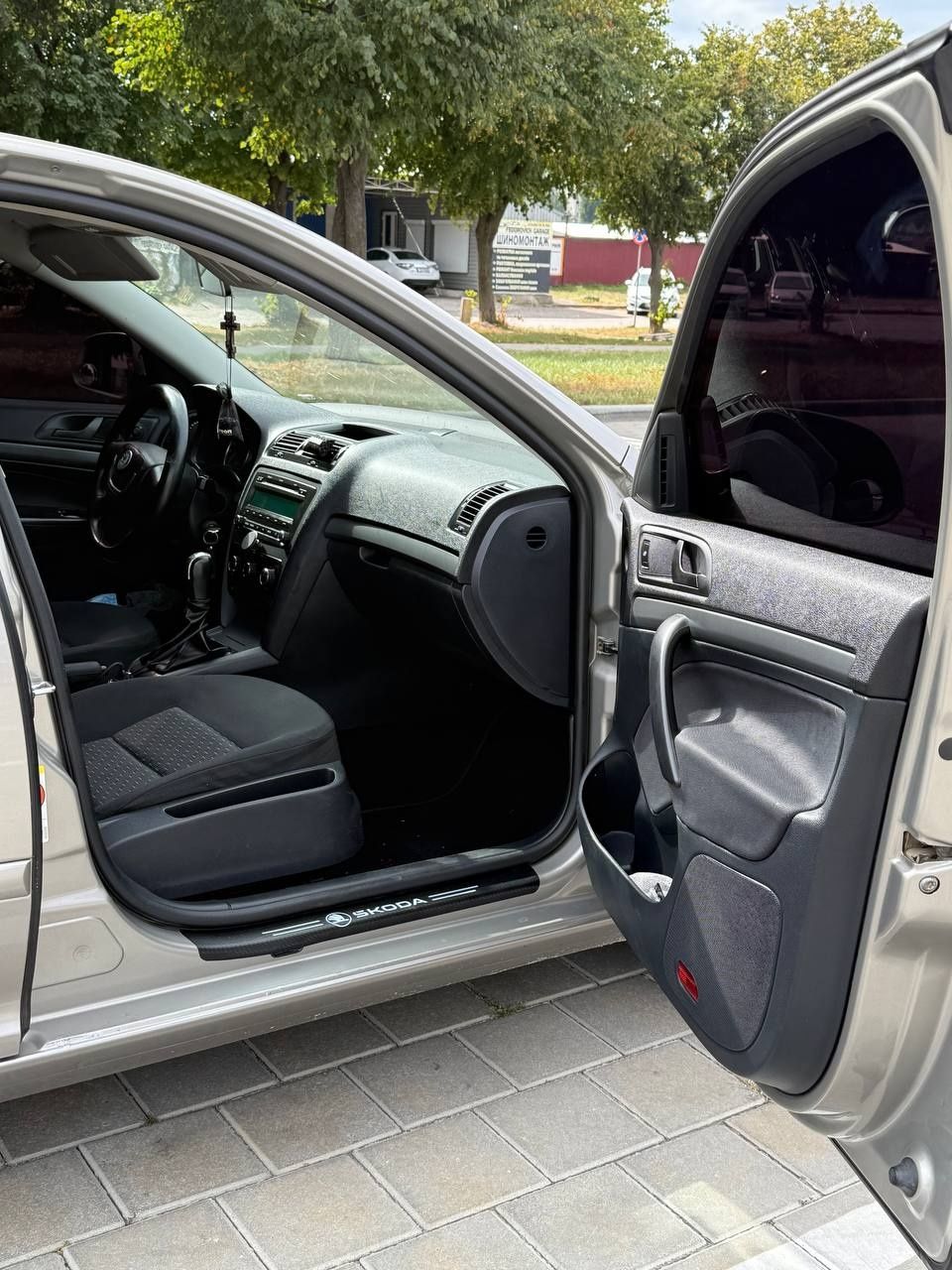 Продам Шкода Октавия А-5 /1.6 TDI