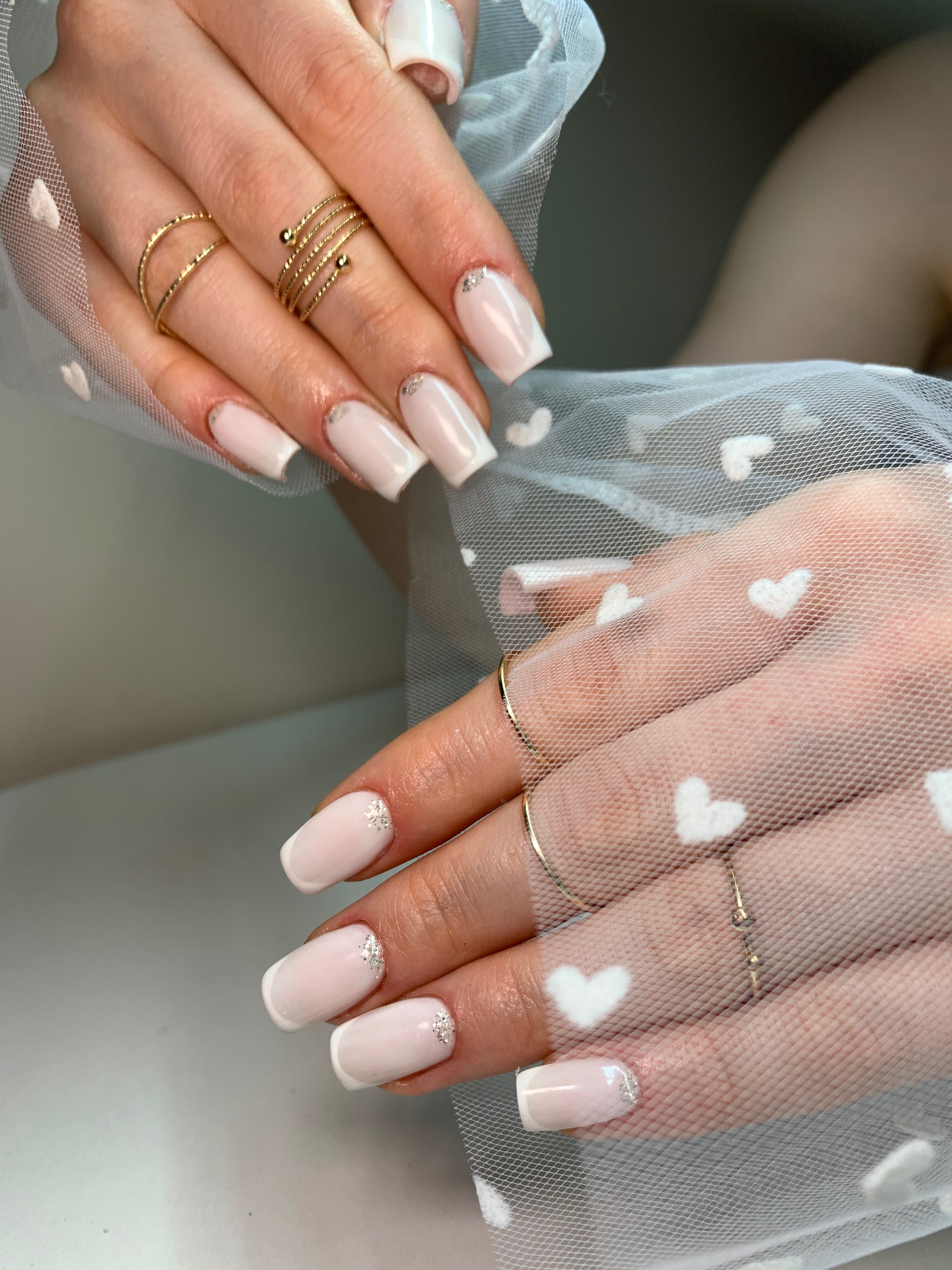 Manicure paznokcie hybrydowe, przedłużenie żelowe Białystok