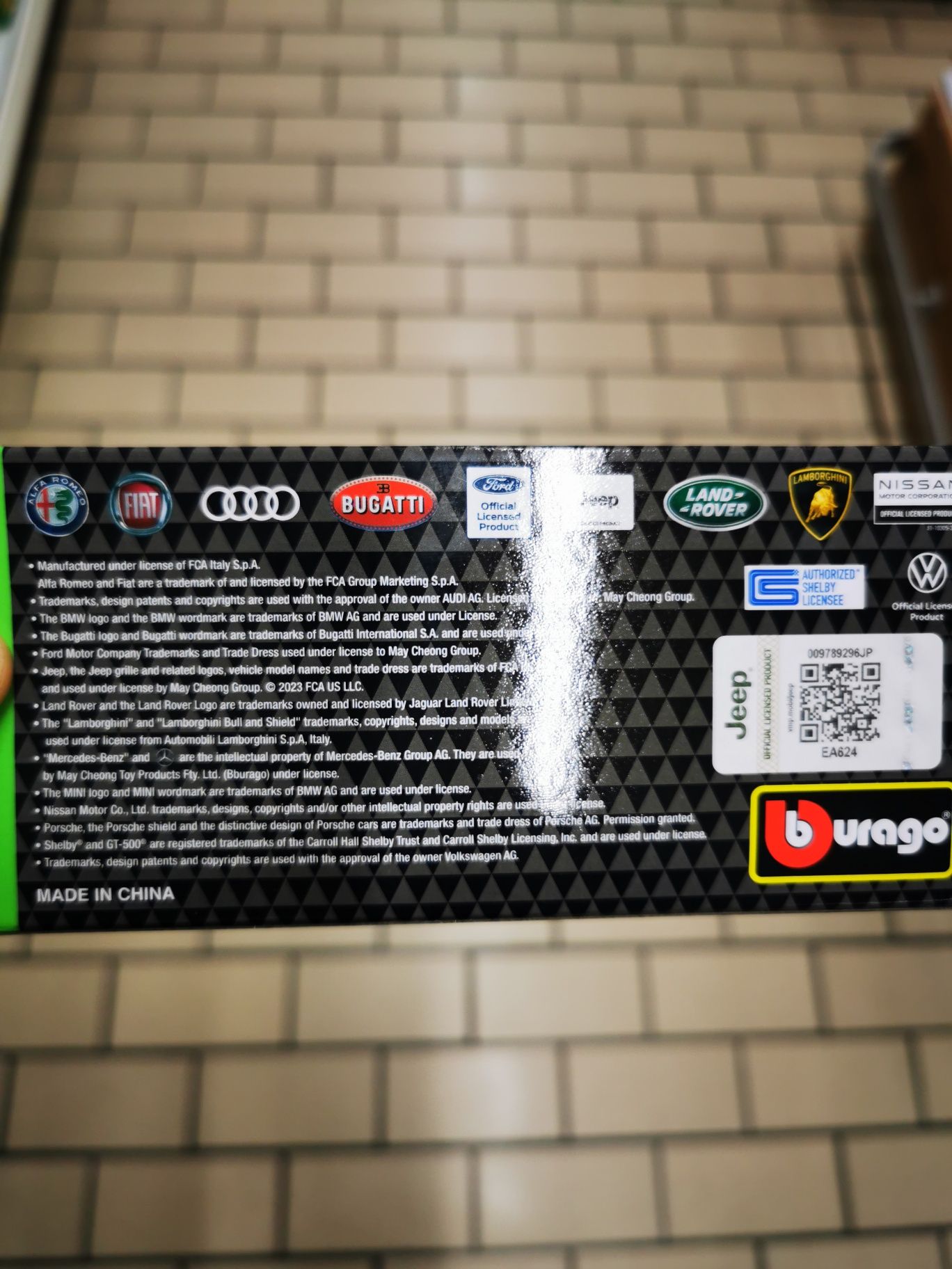 Jeep Wrangler Unlimited Rubicon Burago 1/32
