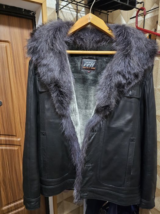 Продам мужскую дубленку