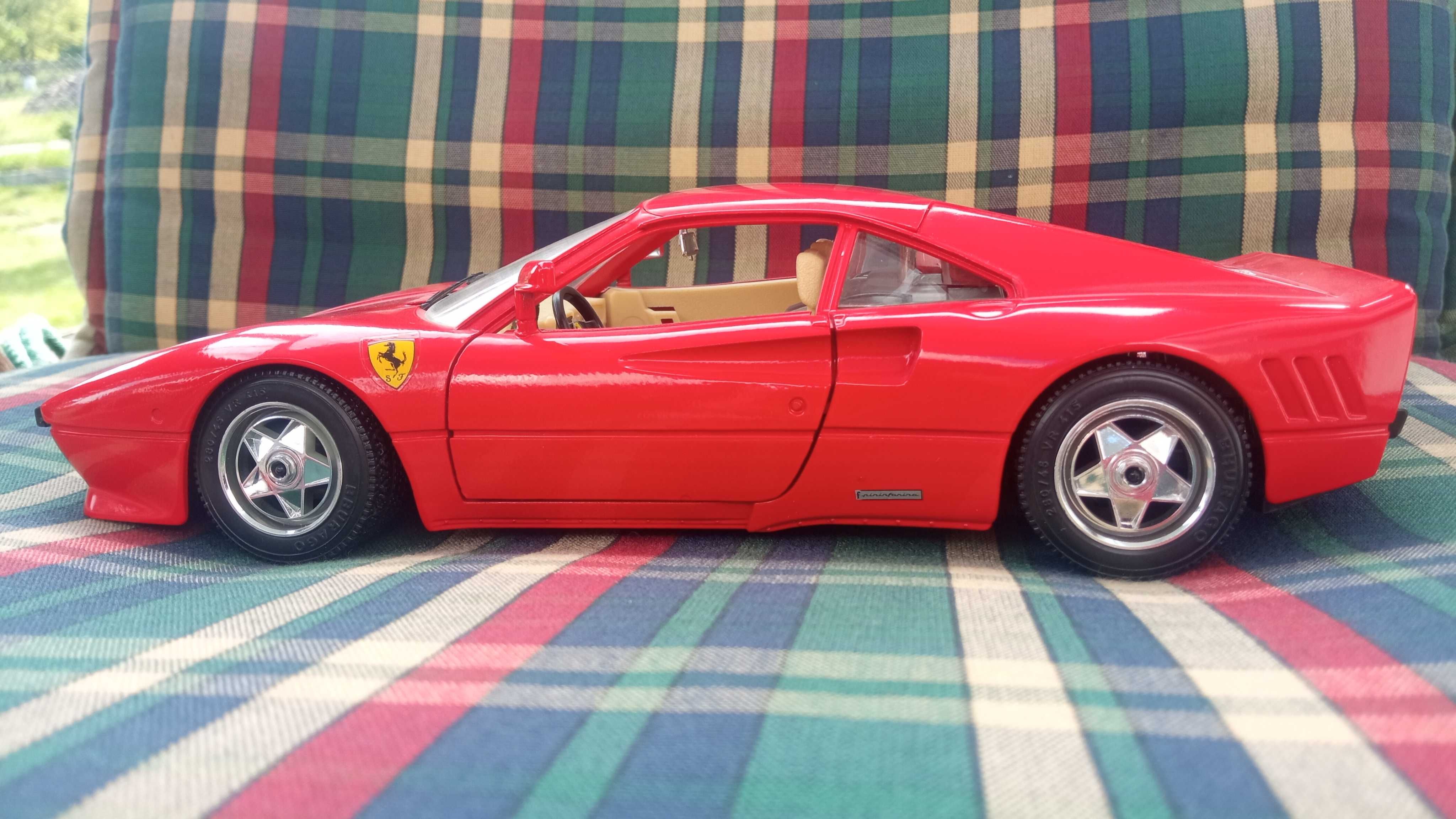 Model Ferrari GTO Bburago 1:18