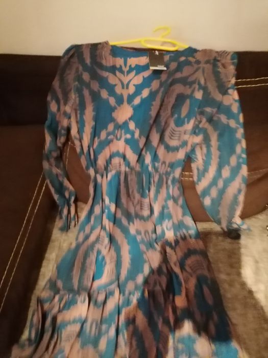 Sukienka brązowa we wzory nowa