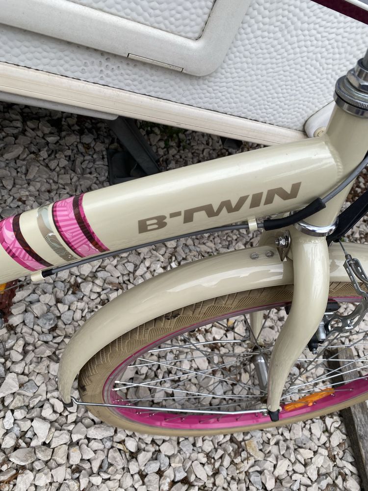 Rower dzieciecy decathlon btwin 24”  koła stan jak nowy !