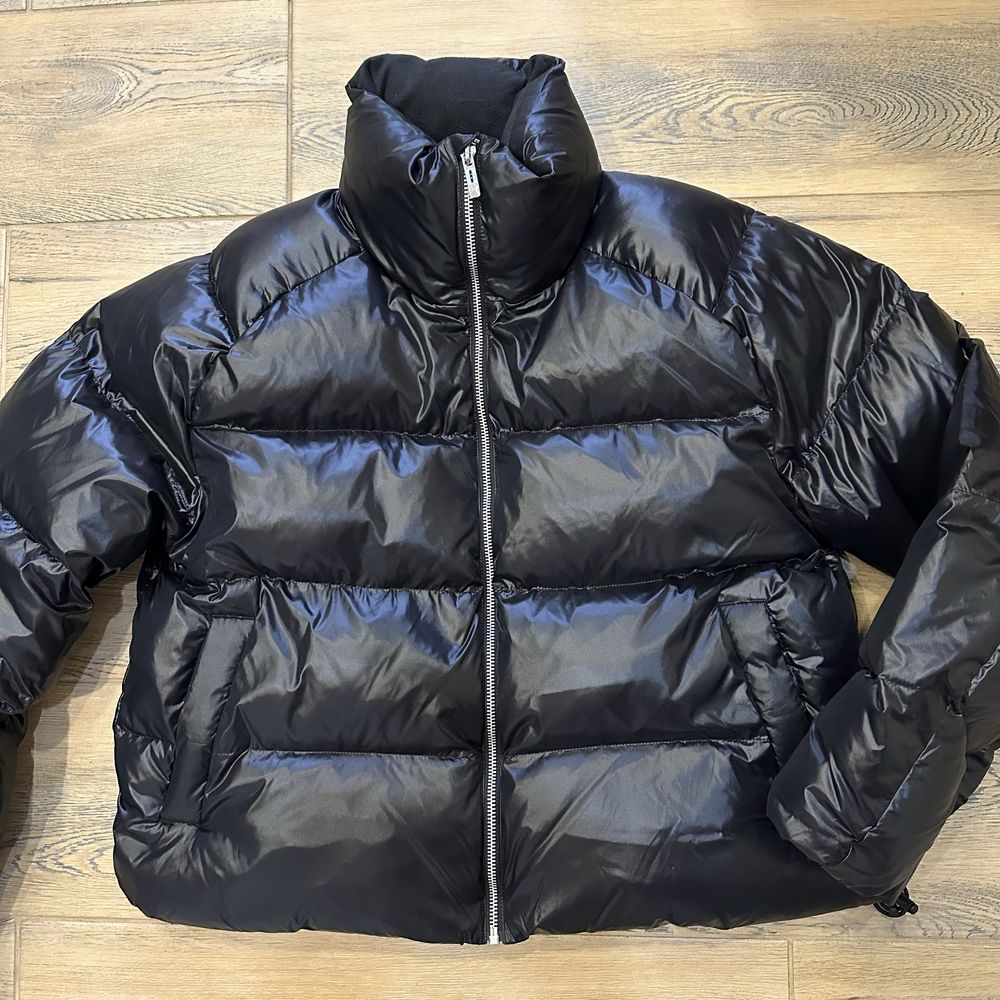 PUMA. Жіноча куртка. Оригінал. Нова. Розмір  - M ; L ; XL