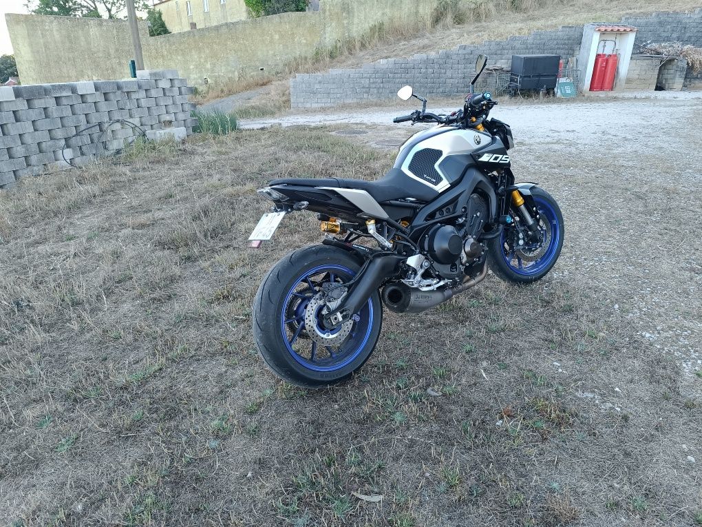 Yamaha   MT 09 SP