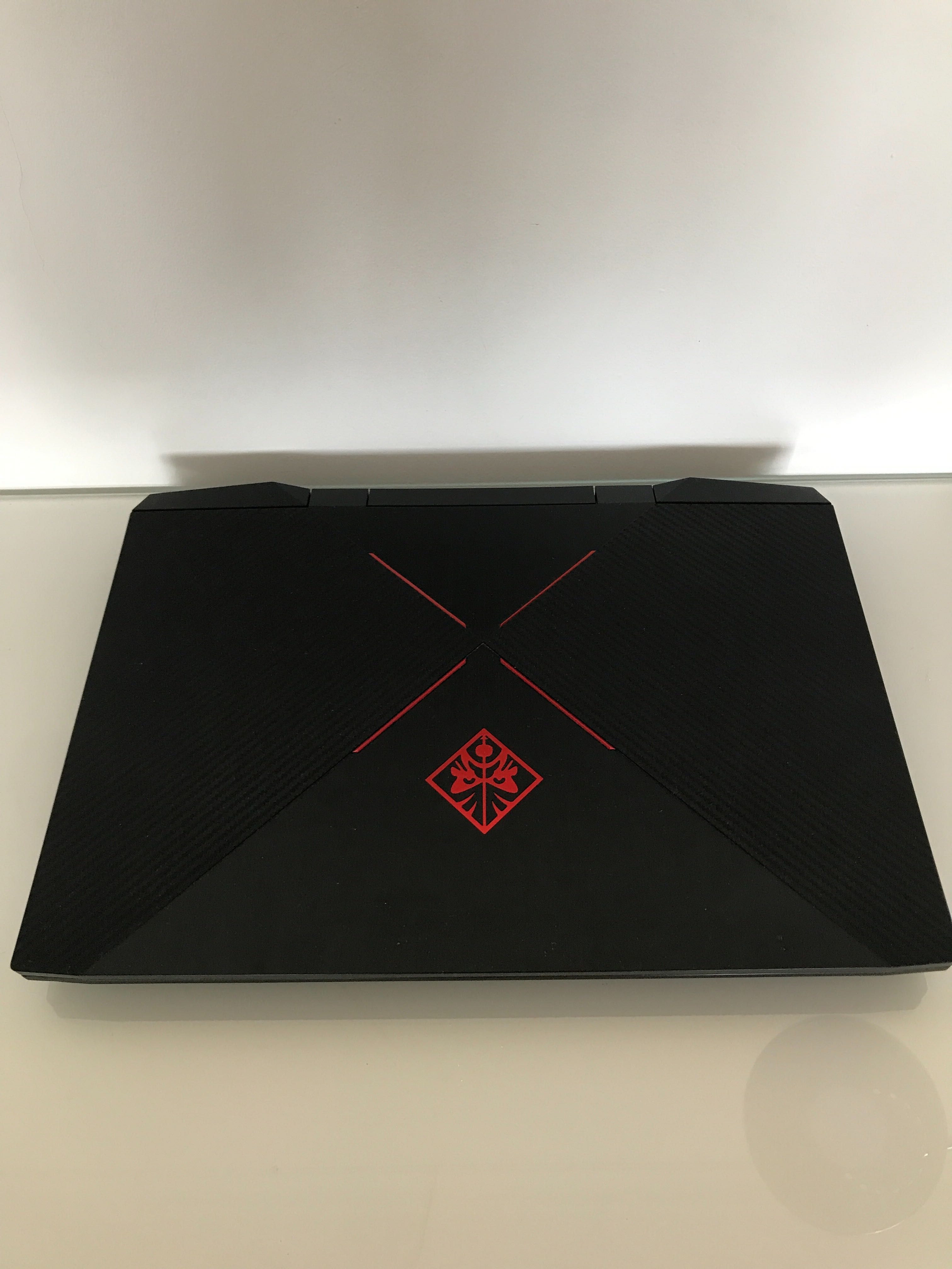 OMEN 15-dc1065nw 15,6/i5/8gb/Gtx 1650/windows 10 + ładowarka