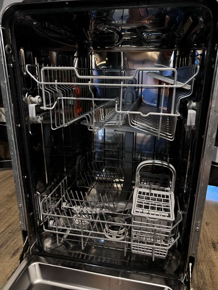 Zmywarka do zabudowy Hotpoint-Ariston w bardzo dobrym stani