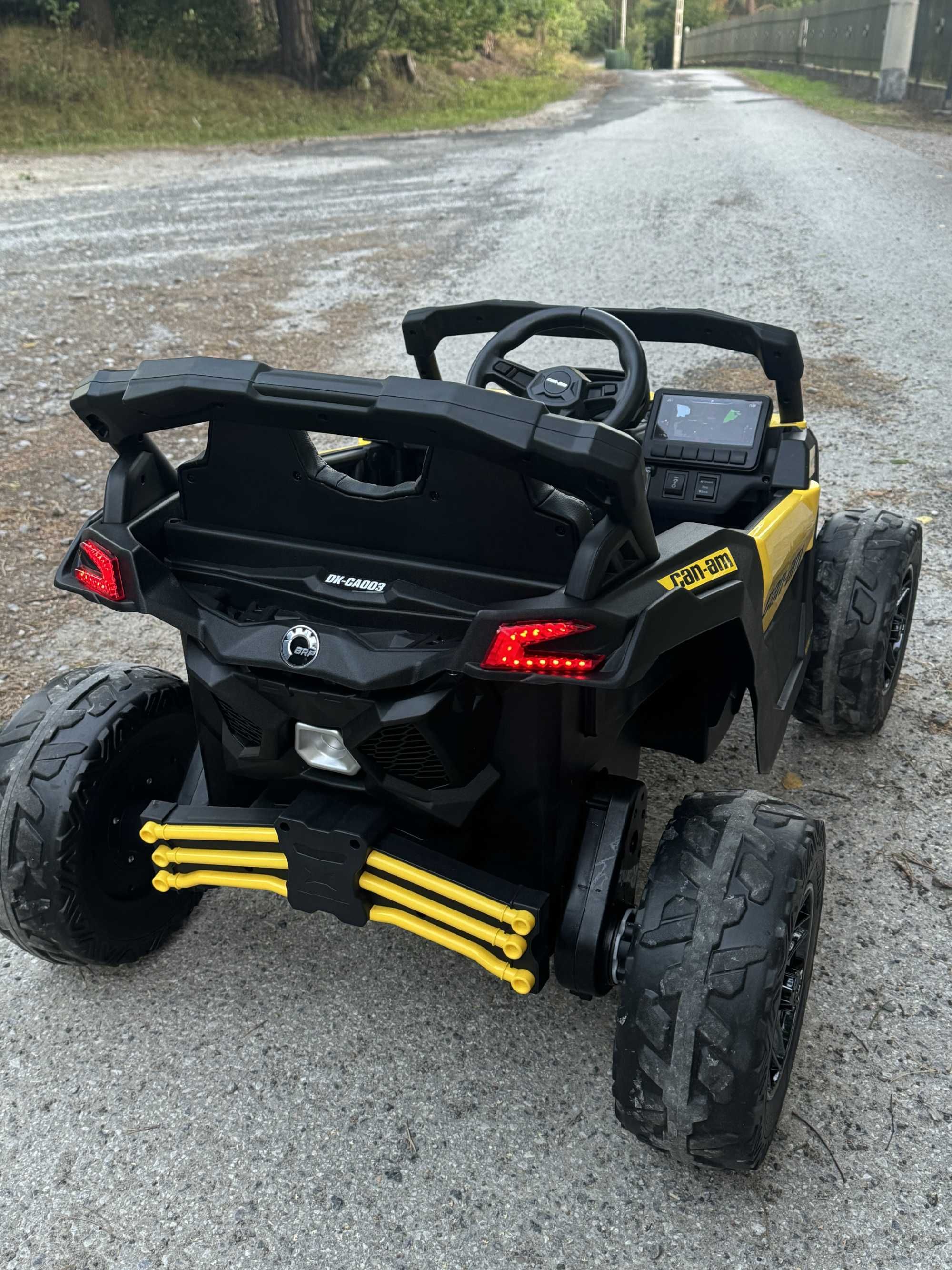 AUTO BUGGY QUAD na akumulator dla dzieci 4x200W MOCNY!! CANAM