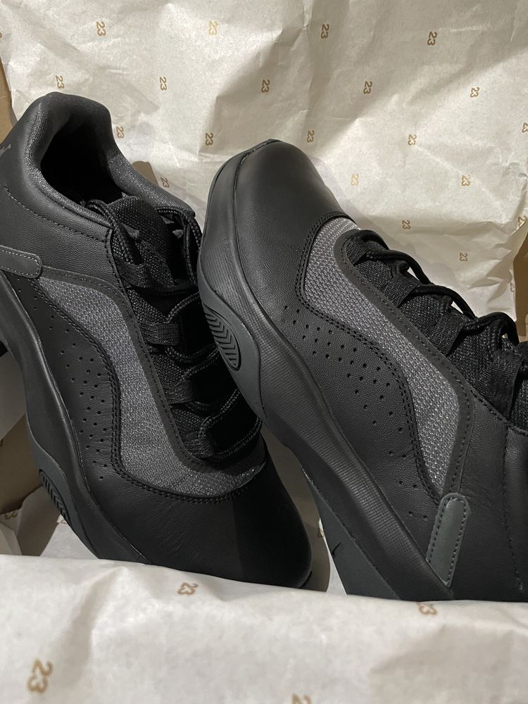 Air Jordan 11 CMFT LOW Black r.44