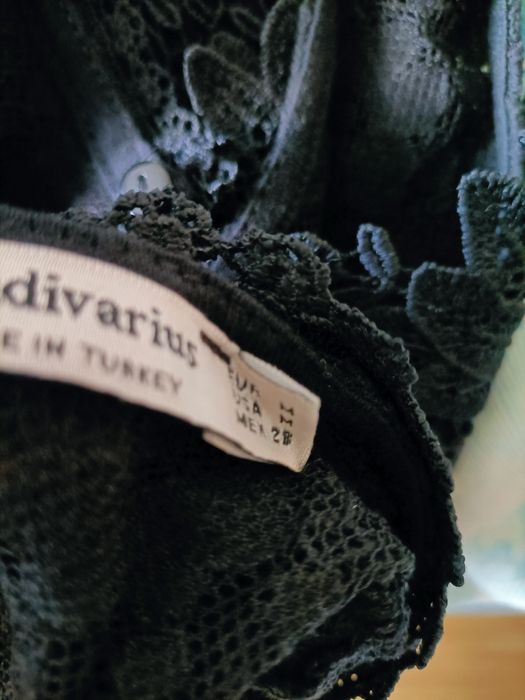 Czarna bluzka bez rękawów na ramiączka M/38 Stradivarius