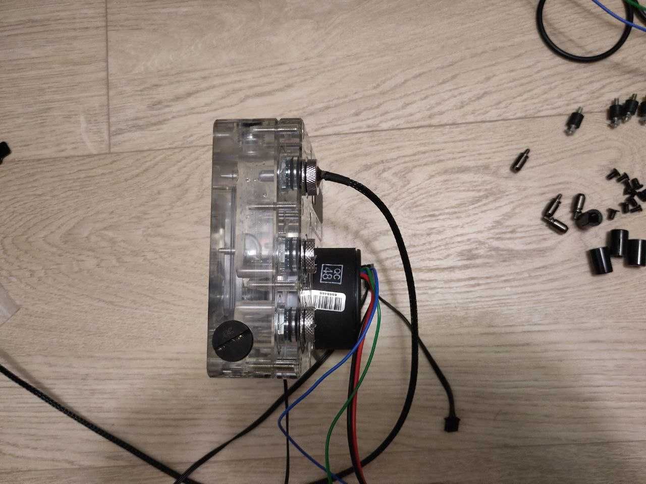 Alphacool Core 120mm Reservoir with 4 pumps