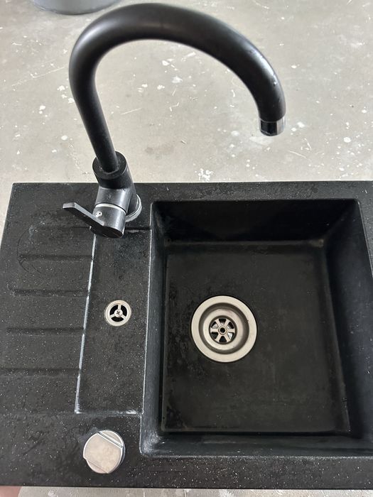 Zlew z baterią super stan