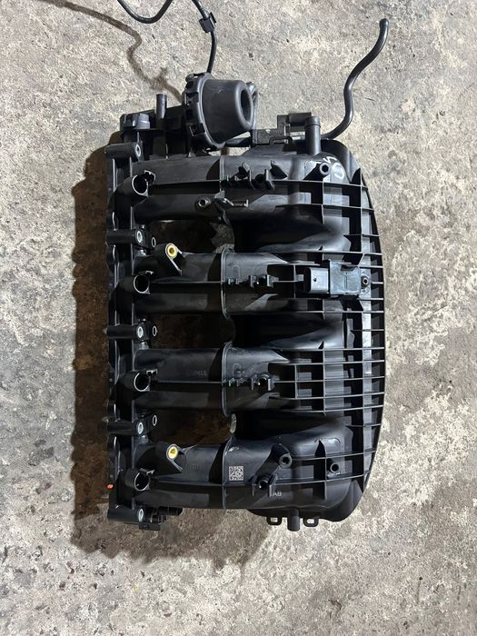 Коллектор впускной Шкода Октавия А5