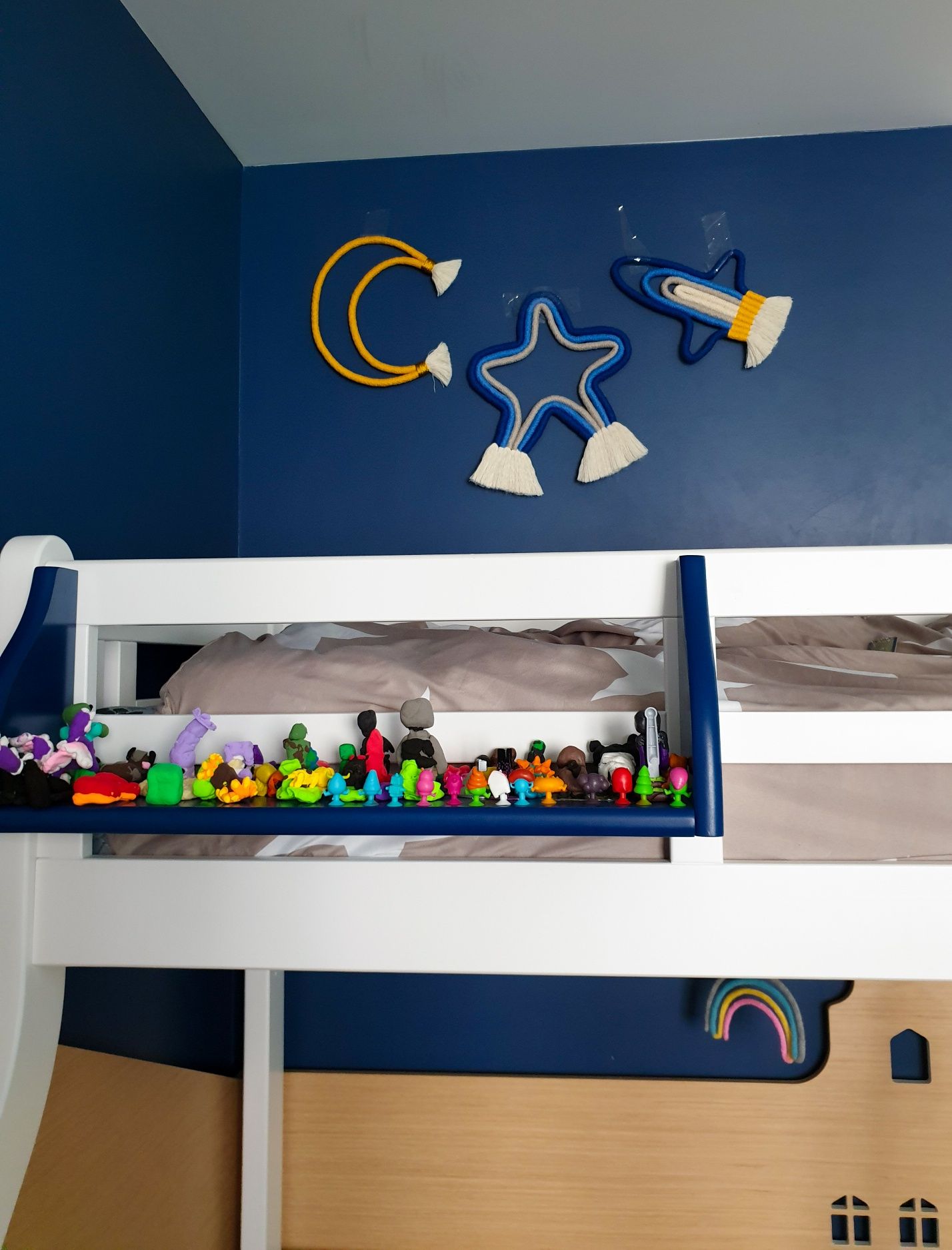 Декор для дитячої кімнати. Інтер'єр макраме