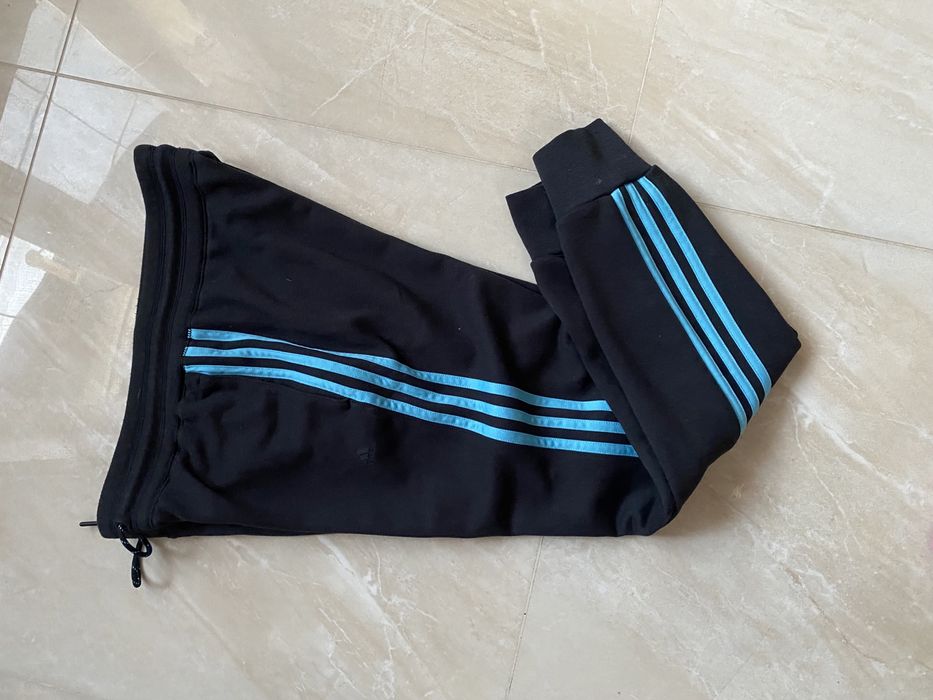 Fajne sposnie dresowe damskie-M-Adidas