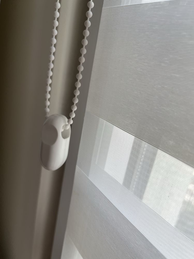 Dwie  białe rolety dzień/noc premium