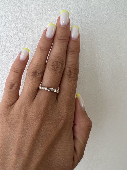 Крутое золотое кольцо с бриллиантами р.18 вес2,92 красное золото 585