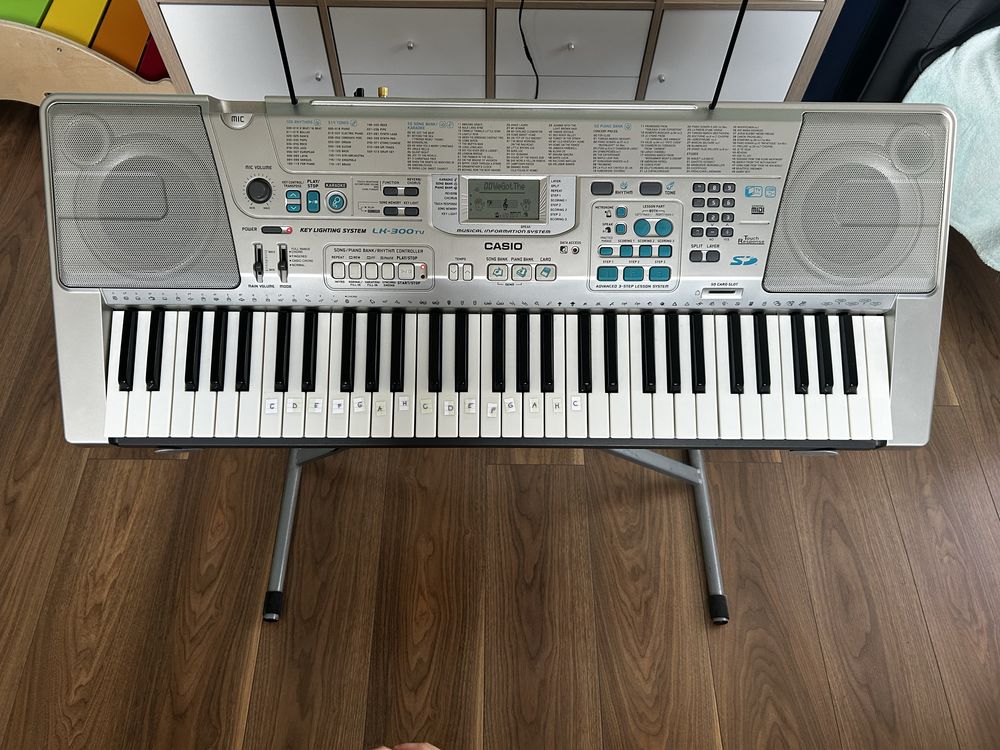 Casio LK-300 TV - keyboard + GRATIS!!!