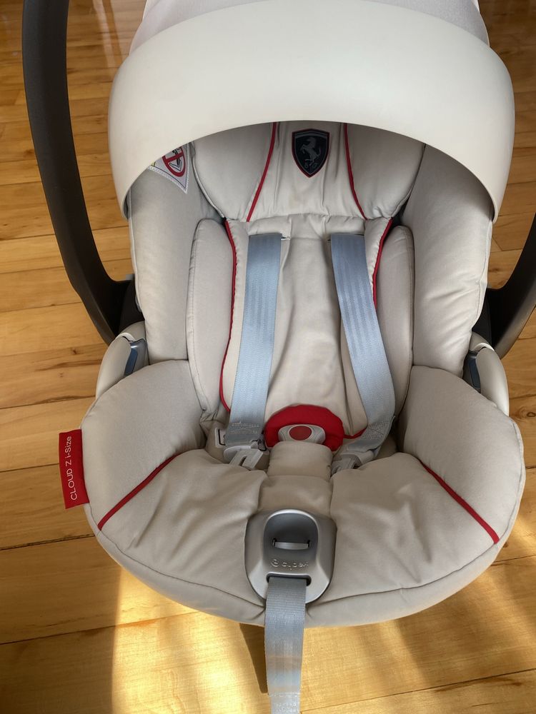Cybex Cloud Z I-Size Fotelik Samochodowy 0-13 kg Silver Grey - Ferrari