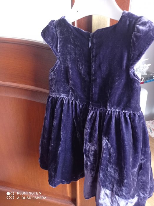 Sukienka świąteczna, wizytowa dla dziewczynki, r. 80