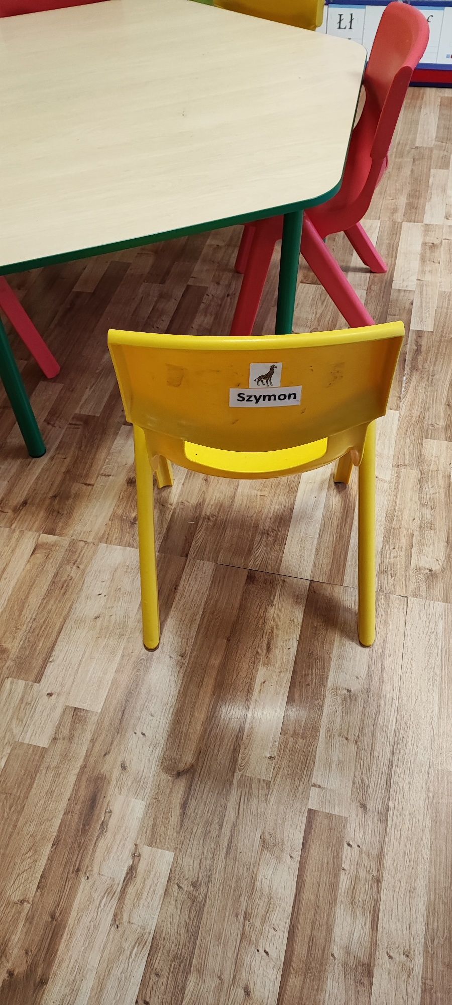 Stoliki i krzesełka do przedszkola
