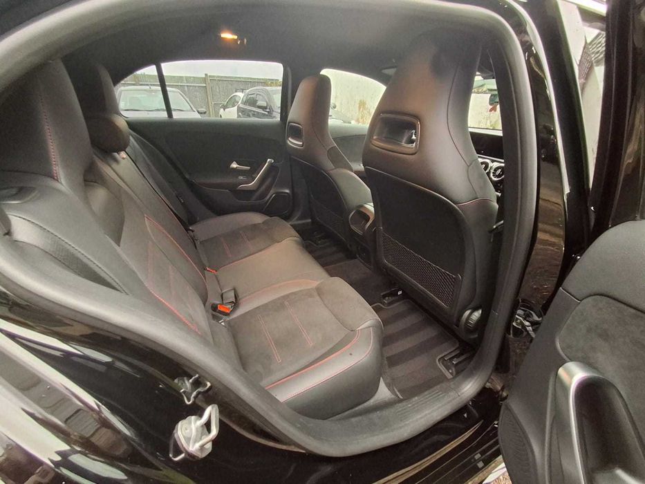 Mercedes A250e AMG Line